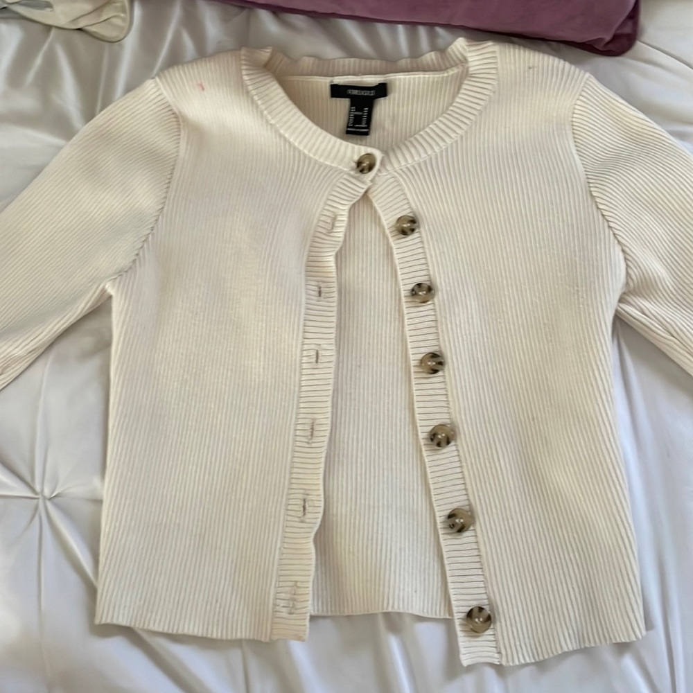 Beige cardigan with cute detailed buttons